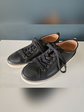 Vionic💫Black Leather Lace-Ups